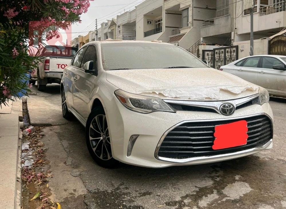 تويوتا أفالون